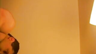 আস্তে একটি মুষ্টি মধ্যে তার চুল করায়ত্ত, বেসিনে উপর ক্যান্সারের সঙ্গে একটি সহপাঠী যুদ্ধ কৌটা এবং সানি লিওন এইচডি সেক্স ভিডিও ঢাকনা মধ্যে কঠিন মগ্ন