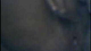 গ্রামের উপকণ্ঠে একটি গ্রীষ্মে গাজেবো, তিনি গলায় সেক্স ভিডিও ফুল এইচডি একটু মেয়ে আনা, তার স্ত্রী বিছিন্ন করা এবং একই সময়ে, একটি বড় গাধা